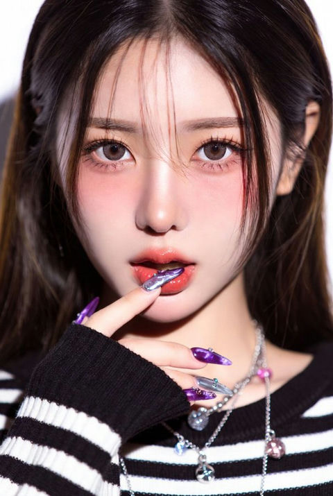 年轻女性的超近特写肖像 效果预览